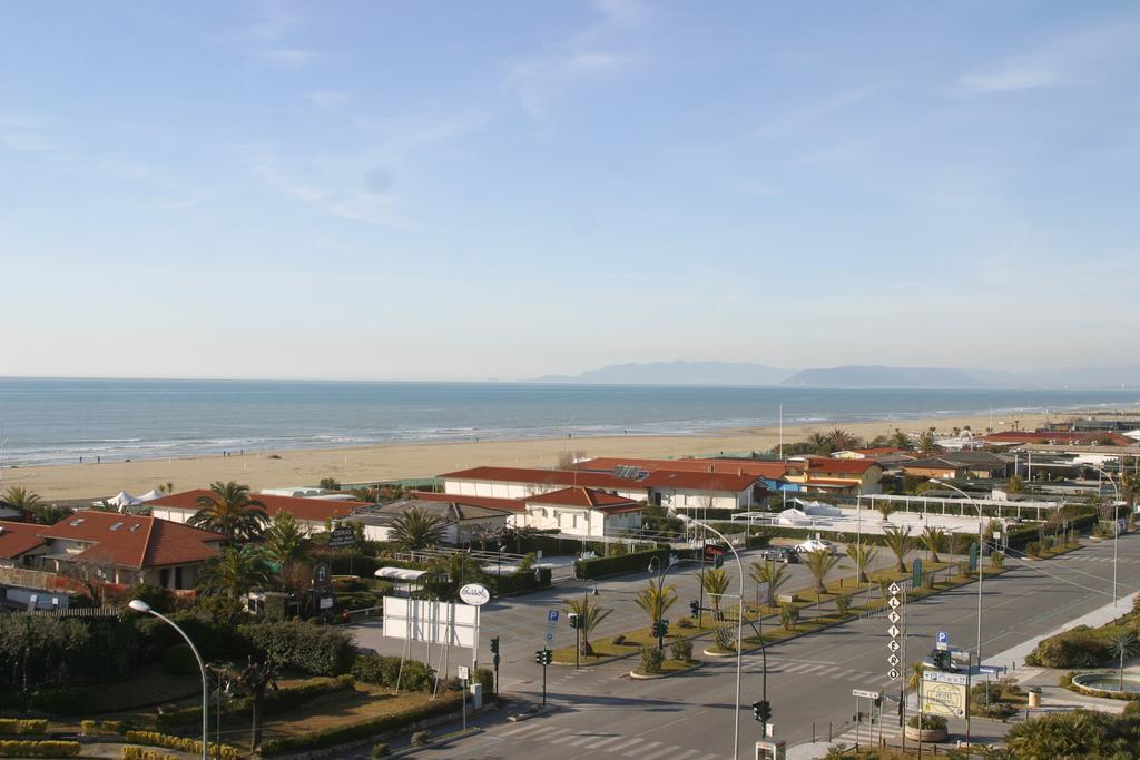 Savoy Hotel Marina di Pietrasanta Extérieur photo